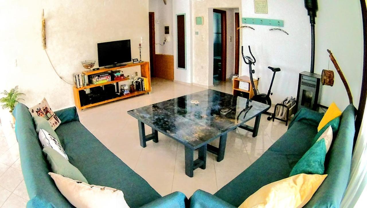 Philoanesi Apartamento Neokesaria Exterior foto